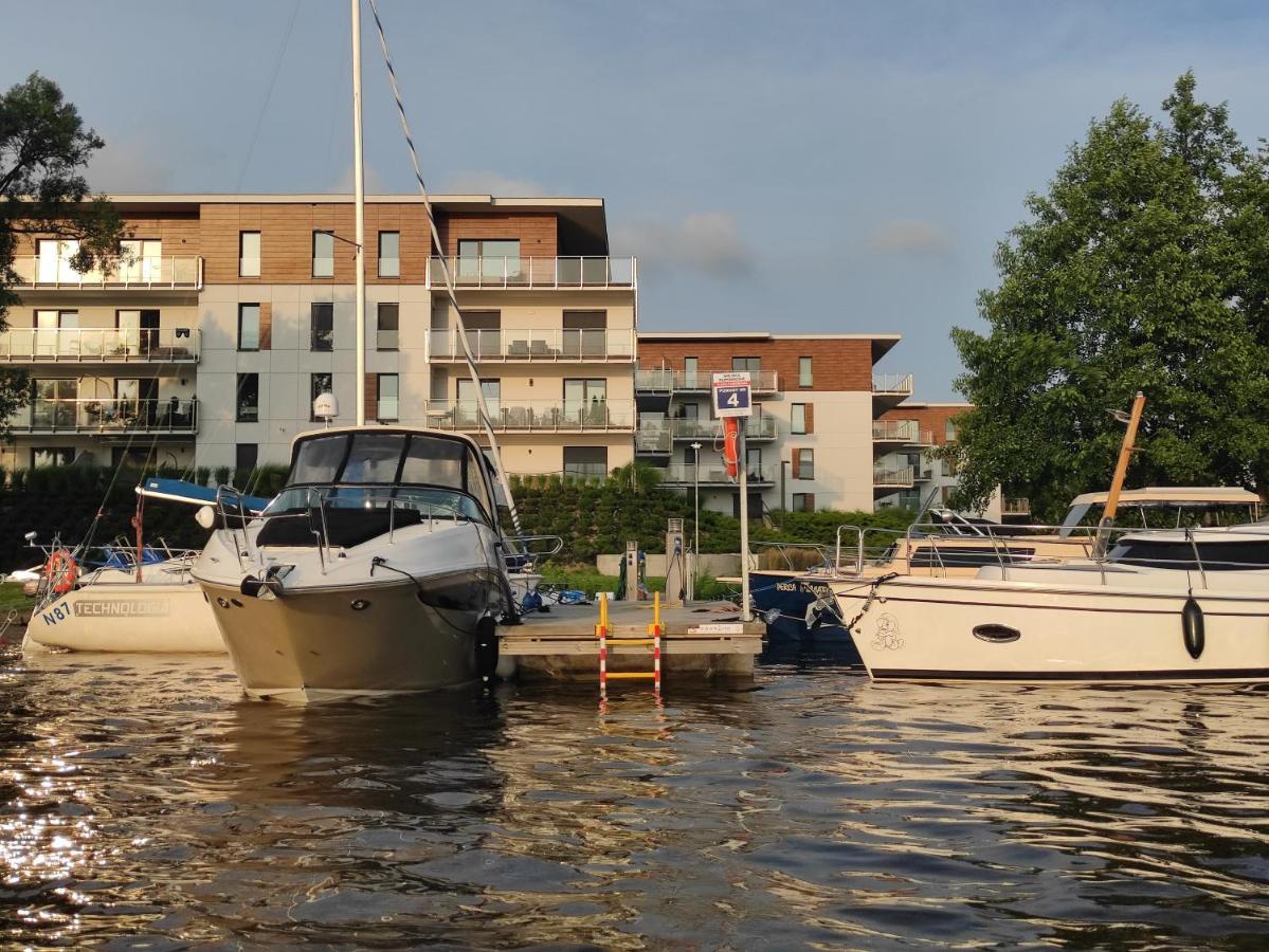 Marina Apartment - Przy Jeziorze, Taras, Tv55" Z Netflix I Prime, Parking Iława Buitenkant foto