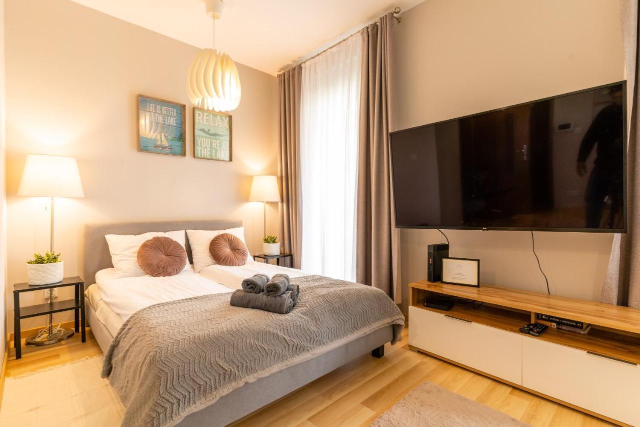 Marina Apartment - Przy Jeziorze, Taras, Tv55" Z Netflix I Prime, Parking Iława Buitenkant foto