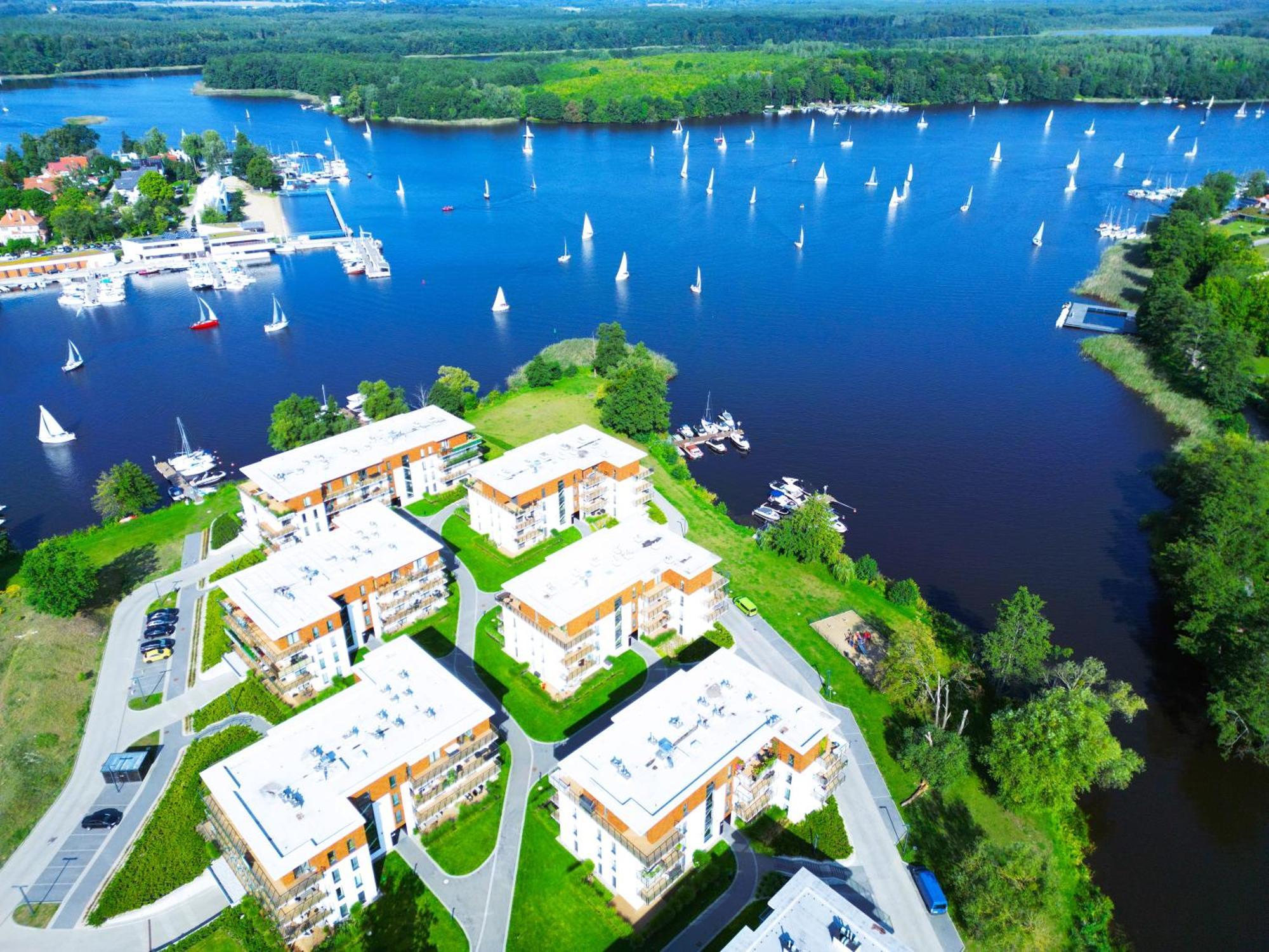 Marina Apartment - Przy Jeziorze, Taras, Tv55" Z Netflix I Prime, Parking Iława Buitenkant foto